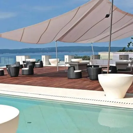 Stunning In With Outdoor Swimming Pool, 1 Bedrooms And Swimming Pool Appartamento