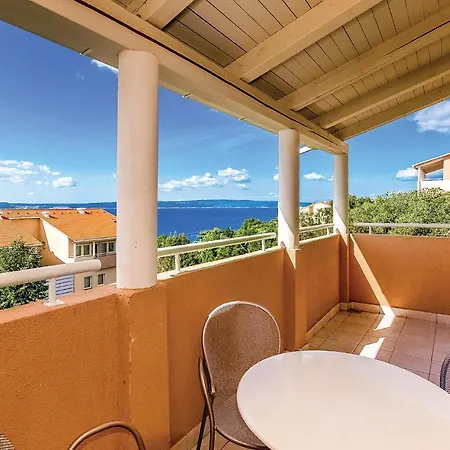Stunning In With Outdoor Swimming Pool, 1 Bedrooms And Swimming Pool