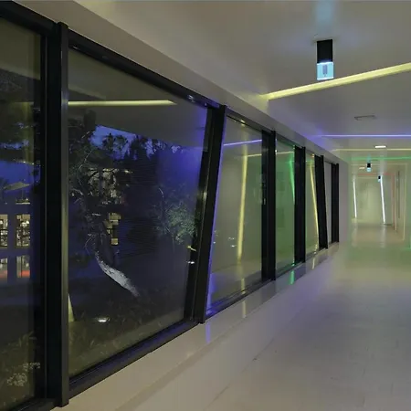 Апартаменты Stunning In With Outdoor Swimming Pool, 1 Bedrooms And Swimming Pool Нови-Винодолски